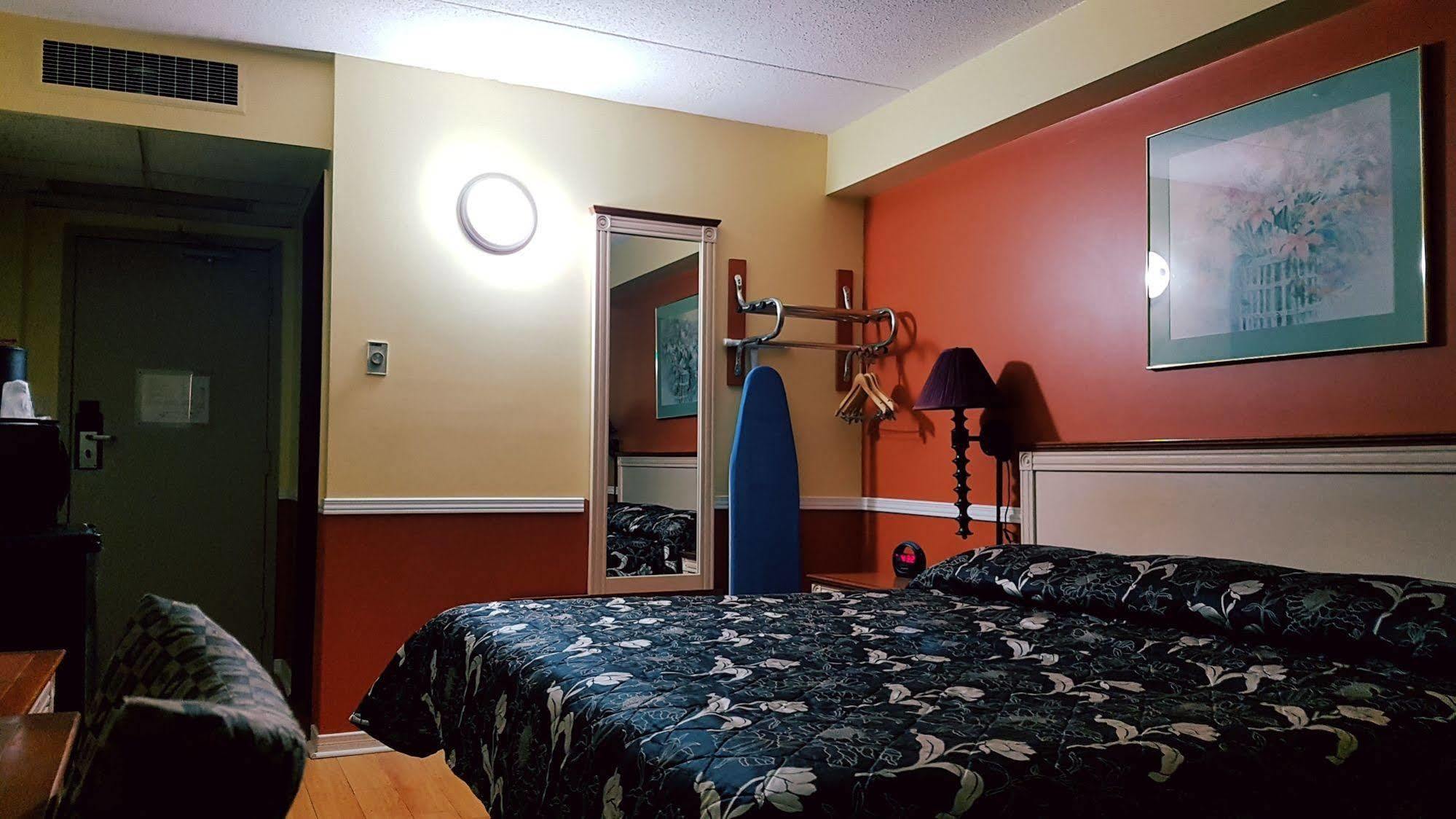 Budget Inn 2000 Hamilton Esterno foto