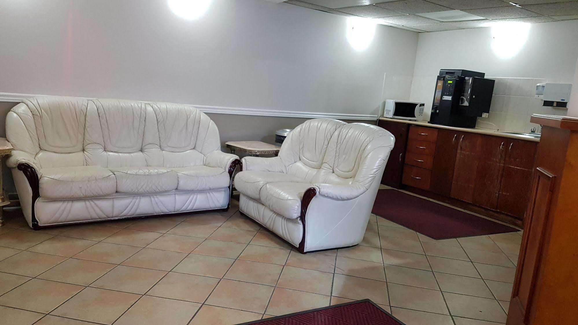 Budget Inn 2000 Hamilton Esterno foto